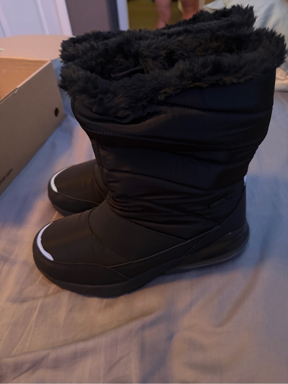 Cennid Women's Black Insulated Faux-Fur Winter Boots, 9.5 NEW